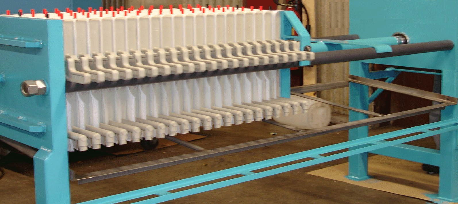 Filtering press pumps